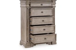 Mor Furniture Dressers & Chests|Blairhurst Chest In Light Grayish Brown