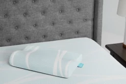 Mor Furniture Pillows|Tempur-Pedic Breeze Pro-Hi Cooling Pillow In White, Eastern King
